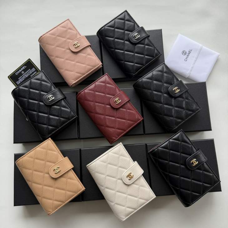Picture of Chanel Wallets _SKUfw239834478fw